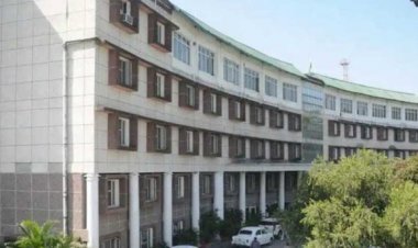 उत्तराखण्ड में प्रशासनिक फेरबदल, कई जिलों के डीएम बदले