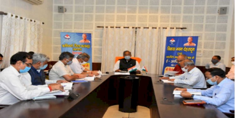 मुख्यमंत्री ने किया पलायन आयोग द्वारा तैयार की गई जनपद चमोली की रिपोर्ट का विमोचन