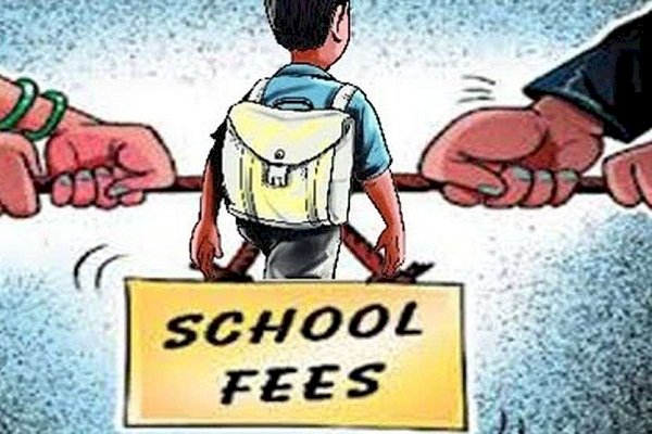 हरिद्वार: फीस वसूली कर रहे दो निजी स्कूलों पर 1-1 लाख का जुर्मााना, एक की मान्यता रद्द