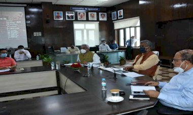 कुम्भ मेला 2021 की समीक्षा : सीएम ने दिए स्वच्छता पर विशेष ध्यान देने के निर्देश