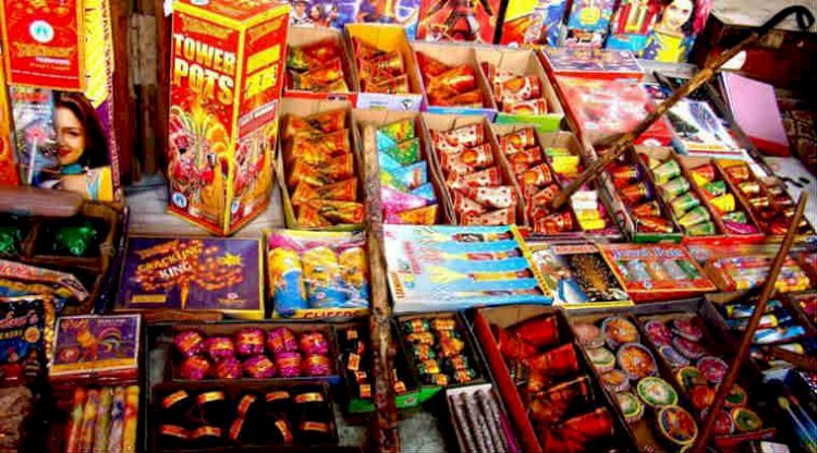 आयातित पटाखों की बिक्री पर सरकार करोगी सख्त कार्रवाई