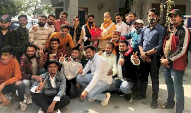 भाजयुमो महानगर के नवनियुक्त अध्यक्ष अंशुल चावला को सीएम ने दी बधाई