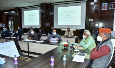 सीएम ने की कुम्भ मेला कार्यों की समीक्षा