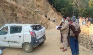 कर्णप्रयाग: खाई में गिरी कार, एक की मौत