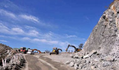 ग्लेशियर फटने की घटना का चारधाम प्रोजेक्ट से कोई संबंध नहीं: केंद्र सरकार