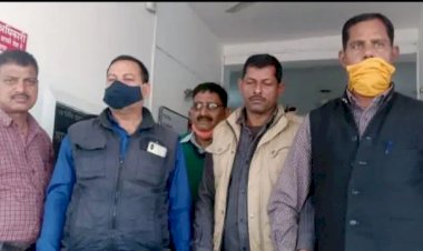 रिश्वत लेते रंगे हाथों गिरफ्तार हुआ बिजली विभाग का जेई