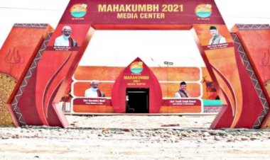 हरिद्वार: कुंभ मेला क्षेत्र में बनाए गए मीडिया सेंटर का सूचना सचिव ने किया निरीक्षण