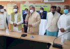 चंपावत: सीएम ने अफसरों को दिए ग्रामीण क्षेत्रों में बेहतर स्वास्थ्य व्यवस्था मुहैया के निर्देश