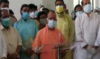 पहली बार अलीगढ़ पहुंचे सीएम योगी, कोरोना के हालात का लिया जायजा