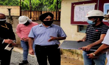 नई दिल्ली: निर्माणाधीन भवन ‘उत्तराखण्ड निवास’ का मुख्य सचिव डॉ. एस.एस. संधू ने किया निरीक्षण