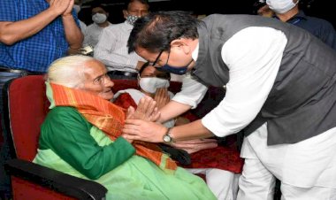 हरिद्वार में स्वतंत्रता संग्राम सेनानी सेवा सदन बनाया जाएगा, सीएम धामी ने की घोषणा