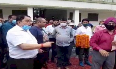 देहरादून: कैबिनेट मंत्री के सामने भड़के भाजपा विधायक उमेश शर्मा काऊ, वीडियो वायरल