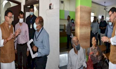 देहरादून:सीएम धामी ने किया नगर निगम ऑफिस का अचानक निरीक्षण, अधिकारियों को दिए ये निर्देश