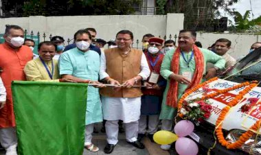 सीएम पुष्कर सिंह धामी ने  किया स्वास्थ्य संवाद- 2021 का शुभारंभ, खुशियों की सवारी का किया फ्लैग ऑफ