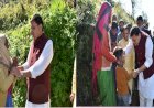 सीएम धामी ने किया आपदा प्रभावित डुंगरी गांव का दौरा, भूस्खलन में लापता दो लोगों के परिजनों से भेंट करते हुए परिवार को सांत्वना  दी