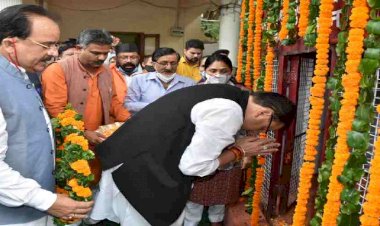 सीएम धामी ने दी शहीद आंदोलनकारियों को श्रद्धांजलि, आन्दोलनकारियों के संघर्ष और बलिदान को किया कृतज्ञतापूर्वक नमन