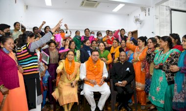 आंगनवाड़ी वर्कर्स को सीएम धामी ने दिया दीवाली का गिफ्ट, मानदेय में की गई बढोतरी