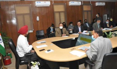 पर्यटकों की सुविधा के लिए एक गाइडेंस ऐप तैयार करने के मुख्य सचिव ने दिए निर्देश