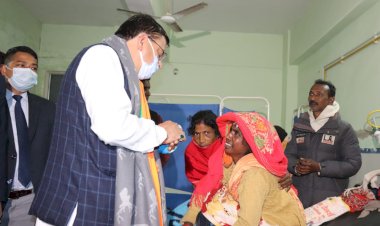 नागरिक चिकित्सालय खटीमा का सीएम धामी ने किया निरीक्षण