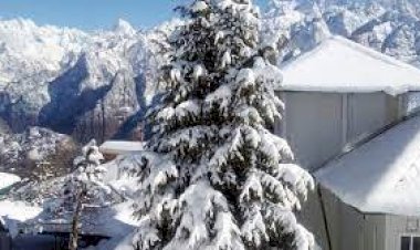 उत्तराखंड के अधिकांश पहाड़ी स्थानों पर बर्फबारी