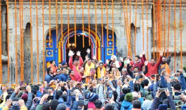 खुल गए बाबा केदारनाथ धाम के कपाट, श्रद्धालुओं में गजब का उत्साह