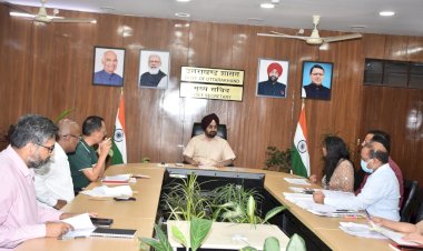 मुख्य सचिव ने बैठक लेते हुए अधिकारियों को दिए यह निर्देश