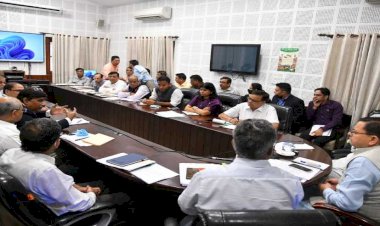 चम्पावत को आदर्श जिला बनाने के संबंध में संवाद कार्यक्रम आयोजित