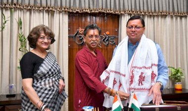 सीएम धामी ने किया पहाड़ी गमछे का लोकार्पण