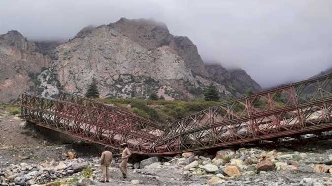 चीन सीमा पर बीआरओ का बनाया पुल धंसा