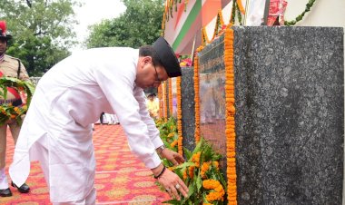 खटीमा गोलीकांड के शहीदों को सीएम धामी ने दी श्रद्धांजलि