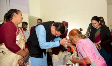 मुख्यमंत्री ने किया जनप्रतिनिधियों से संवाद