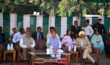 सीएम ने सैनिकों, भूतपूर्व सैनिकों तथा उनके परिजनों के साथ  दीपावली पर्व मनाया
