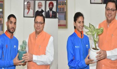 नेशनल जूनियर एथलेटिक्स चैंपियनशिप के पदक विजेताओं से मिले सीएम धामी