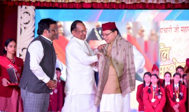 डी.एस.बी. इंटरनेशनल पब्लिक स्कूल के वार्षिकोत्सव समारोह में शामिल हुए सीएम धामी