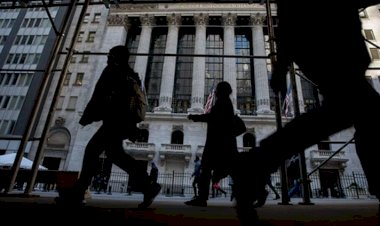 विश्व अर्थव्यवस्था 2023 में मंदी की ओर अग्रसर है : एक्सपर्ट रिपोर्ट