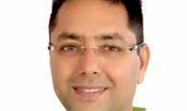 अमन अरोड़ा ने मुद्रण एवं स्टेशनरी मंत्री का पदभार ग्रहण किया