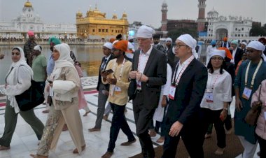 एसजीपीसी ने अमृतसर के स्वर्ण मंदिर में जी20 प्रतिनिधियों को सम्मानित किया