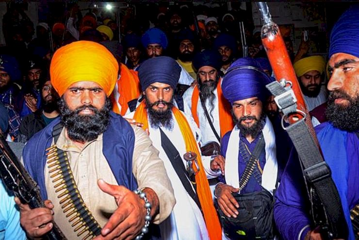 मान सरकार ने 'वारिस पंजाब दे' प्रमुख अमृतपाल सिंह और सहयोगियों के शस्त्र लाइसेंस की समीक्षा करने का दिया आदेश