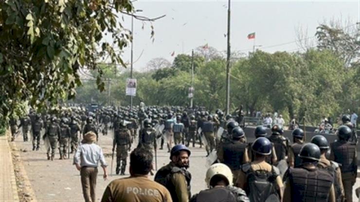 पीटीआई ने लाहौर में इमरान के आवास पर 'बड़े हमले' का आरोप लगाया
