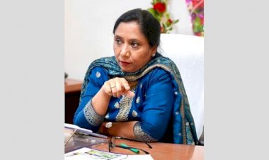 डॉ. बलजीत कौर ने आंगनबाडी केन्द्रों में बच्चों के नामांकन के प्रति जागरूकता लाने के निर्देश दिये