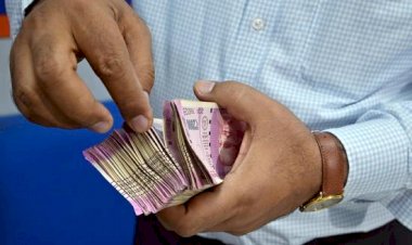 पंजाब : थोक में 2000 के नोट मिलने के बाद पेट्रोल पंप मालिकों को फिर से मुश्किलों का सामना करना पड़ रहा