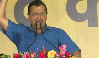 PM मोदी ने किया देश का बेड़ा गर्क, महारैली में बोले केजरीवाल, सुनाई चौथी पास राजा की कहानी