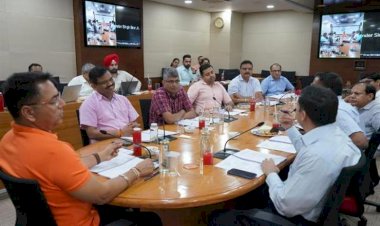 पंजाब सरकार सेवा केंद्रों में प्रदान की जाने वाली सेवाओं की डोर-स्टेप डिलीवरी शुरू करने की योजना बना रही है