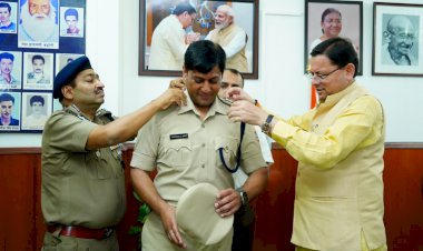 उत्तराखंड के इन अफसरों को मिला आईपीएस कैडर, सीएम ने सजाए बैच
