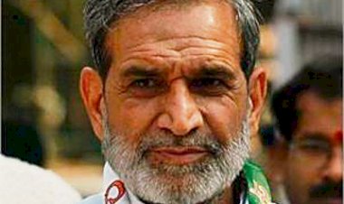 1984 सिख विरोधी दंगे: कोर्ट ने गुरुद्वारा जलाने के मामले में सज्जन कुमार को दोषी ठहराया