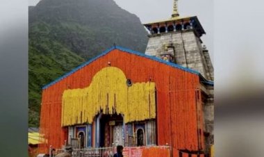अन्नकूट मेले के लिए 15 क्विंटल फूलों से सजा बाबा केदारनाथ का धाम