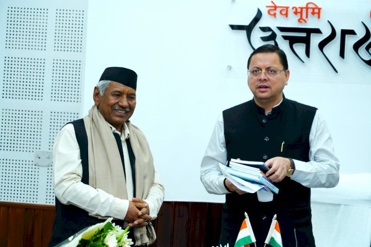 मुख्यमंत्री ने लोकगायक नरेन्द्र सिंह नेगी को उनके 75वें जन्म दिवस पर दी शुभकामनाएं