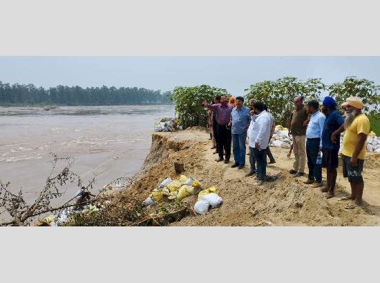 नवांशहर डीसी ने बार-बार आने वाले बाढ़ के खतरों को रोकने के लिए दीर्घकालिक ठोस योजना बनाई