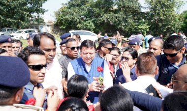 इंग्लैंड के दौरे से लौटे सीएम धामी का राजधानी देहरादून में स्वागत
