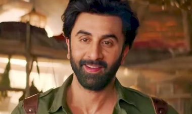 अभिनेता रणबीर कपूर को ऑनलाइन सट्टेबाजी मामले में जांच एजेंसी ईडी ने शुक्रवार को तलब किया